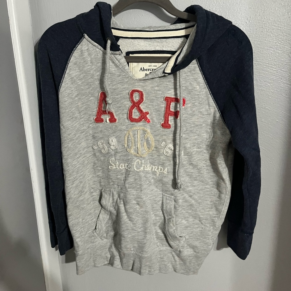 Abercrombie and Fitch hoodie size Large